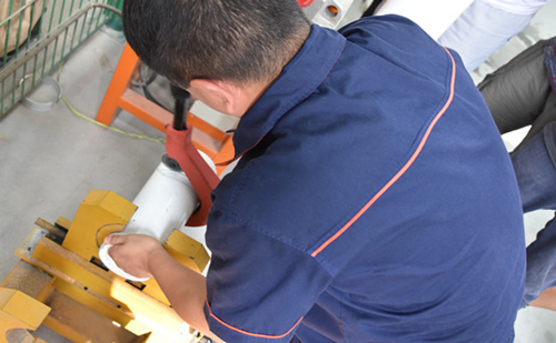 鋁合金襯塑PE-RT環切剝皮